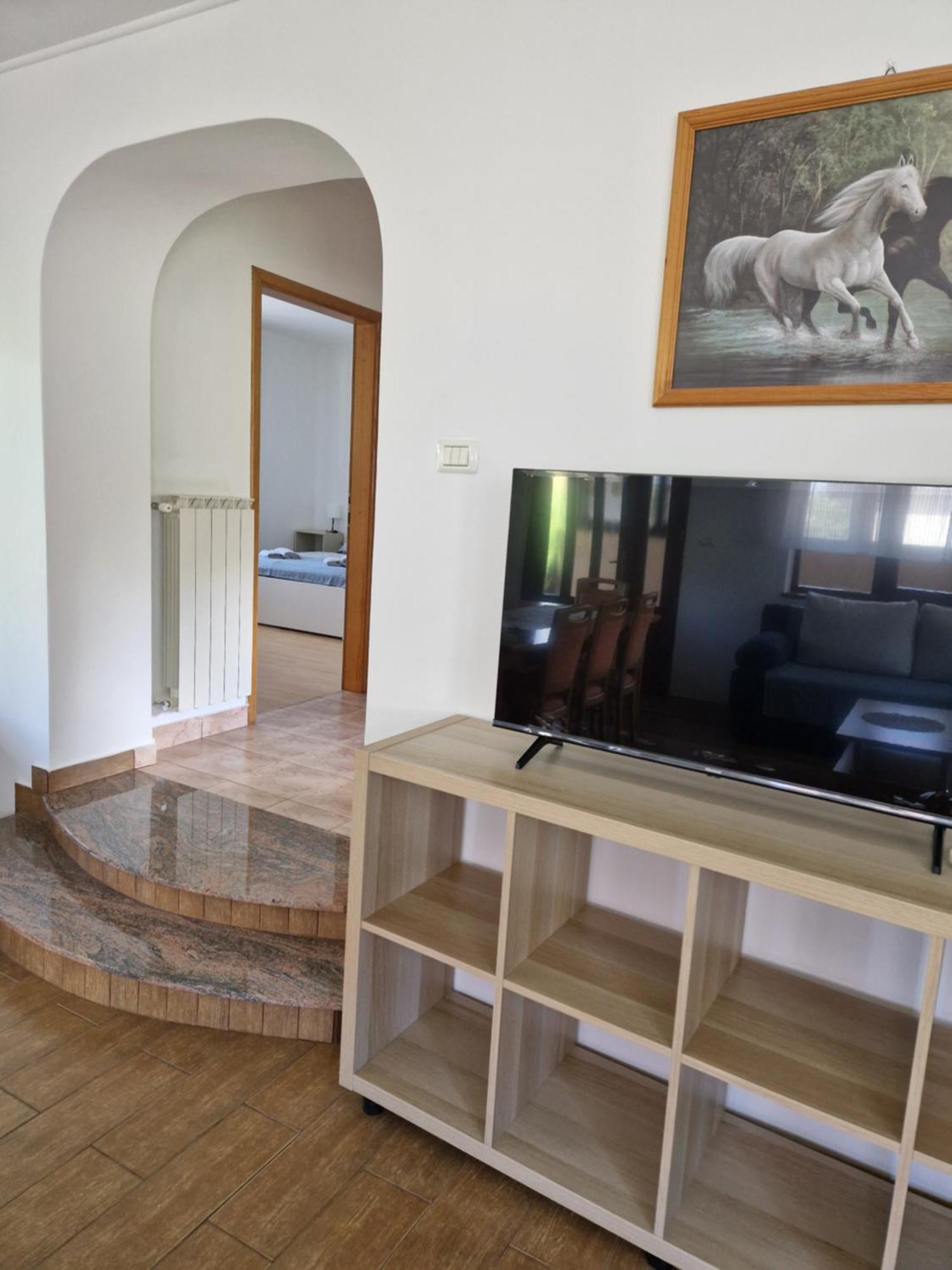 פיבקה Apartma Mihatovi מראה חיצוני תמונה